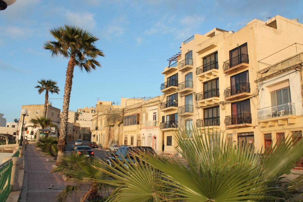 Harbour Lights Seafront 2 Bedroom Apartments With Panoramic Sea Views - By Getawaysmalta St. Paul's Bay