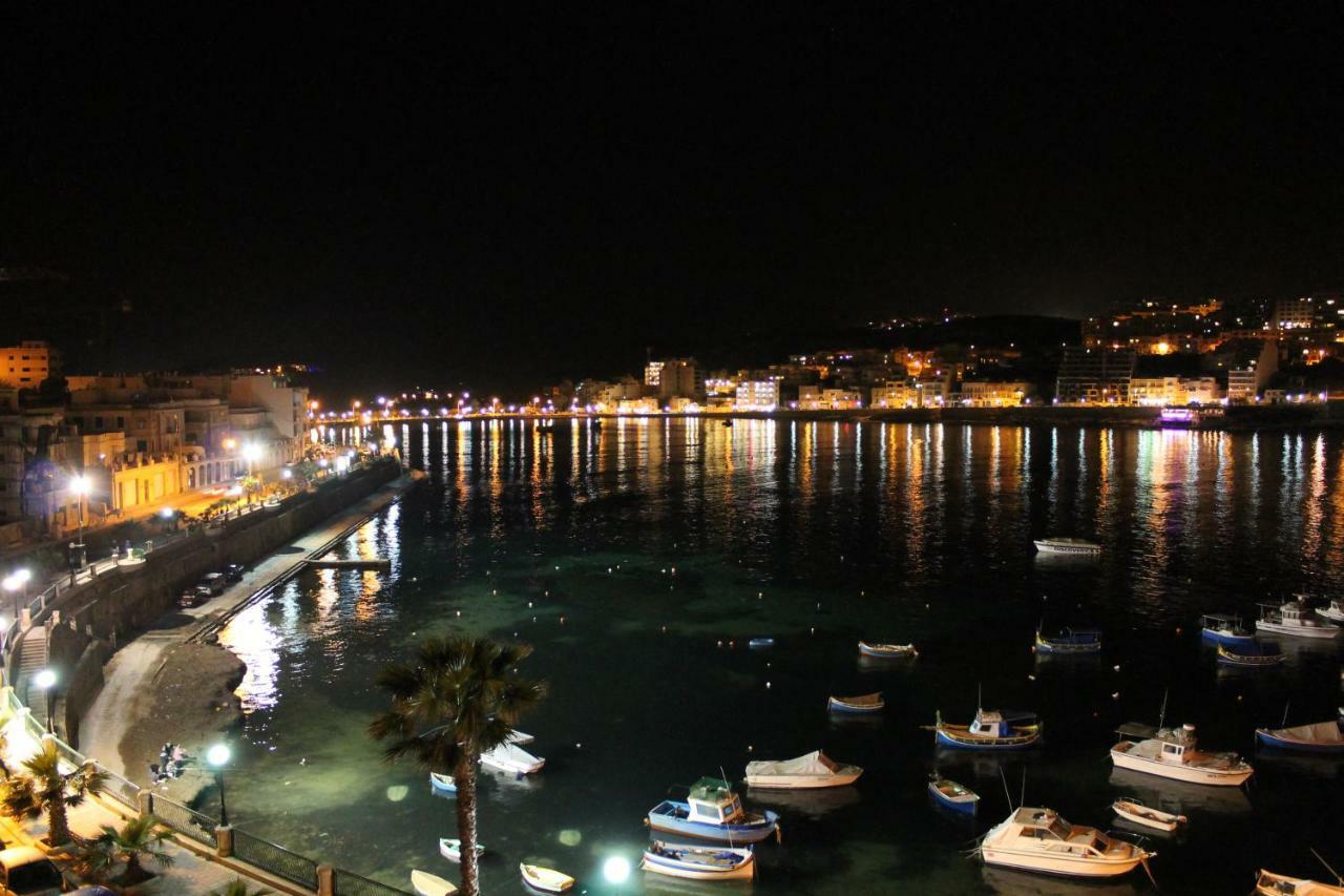 Apartment Harbour Lights Seafront 2 Bedroom Apartments With Panoramic Sea Views - By Getawaysmalta